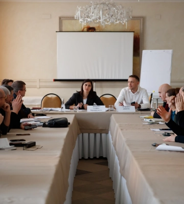 Бронювання працівників та відновлення підприємств обговорили в Харкові
