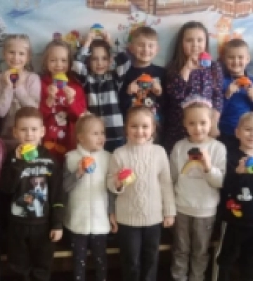 У Рожищі дошкільнята назбирали для ЗСУ 7,7 тисячі гривень. ФОТО