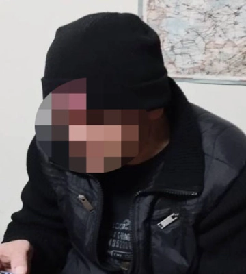 У Острозі крадій не зміг розрахуватися краденою карткою за пиво, тому викинув її у смітник