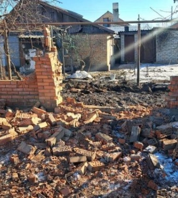 Ворог двічі обстріляв громаду на Дніпропетровщині з важкої артилерії, є постраждалі