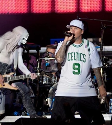 Limp Bizkit випустила кліп з дипфейками Путіна, Байдена та Зеленського