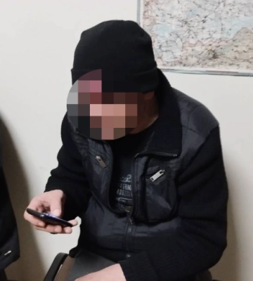 В острозькому ТРЦ обікрали продавчиню