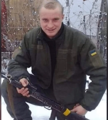 На фронті загинув військовий з Дніпропетровщини Віталій Вакаренко