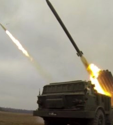 Оккупанты ночью массированно обстреляли ракетами Донецкую область