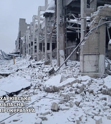 Прокуратура опублікувала фото з місця нічного ракетного удару по Харкову