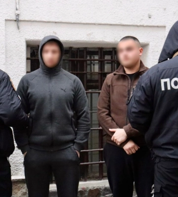 10 млн гривень застави: чоловіків, які переправляли &quot;ухилянтів&quot; через кордон на Закарпатті, взято під варту