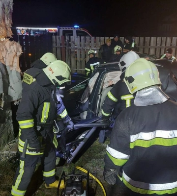 Опівночі загинули водій і троє пасажирок: ДТП на Львівщині