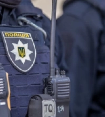 Ужгородські поліціянти затримали двох чоловіків, які влаштували дебош