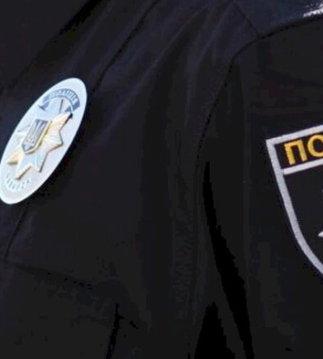 У Дніпропетровській області 30 рибалок опинилися на крижині, яку відірвало від берега