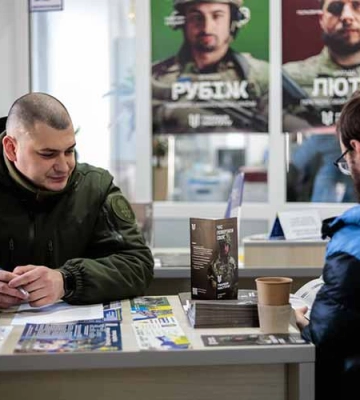 Начальник Полтавської ОВА відвідав пункт рекрутингу в Кременчуці (ВІДЕО)