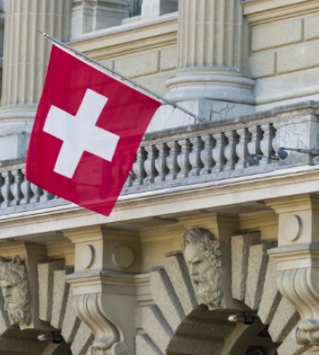 Швейцарський банк Credit Suisse заморозив російські активи на понад $19 млрд