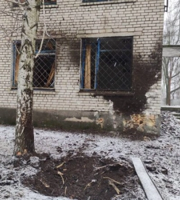 В результате очередного обстрела в Никополе ранен мужчина