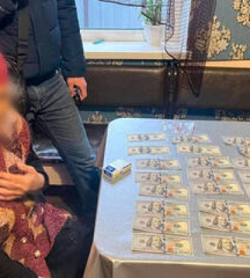 На Полтавщині жінка віддала понад ₴100 тисяч за «зняття порчі»