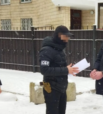 СБУ затримала у Києві колаборанта, який намагався сховатися від правосуддя у лавах представництва Червоного Хреста