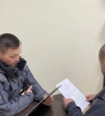 ДБР затримало херсонського зрадника, який встиг стати громадянином рф