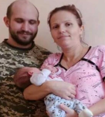 Не бачились 9 місяців: у пологовому Дніпра зустрілося подружжя, яке розлучила війна