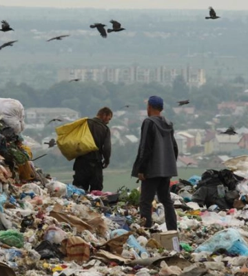 Майже всі сміттєзвалища Полтавщини не мають дозволів, забруднюють ґрунти та воду