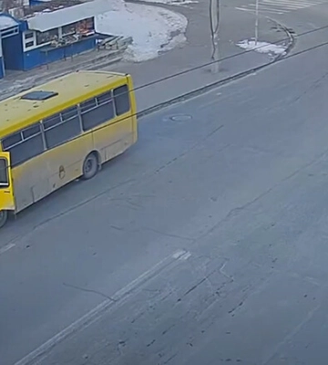 У Києві грабіжник наніс чиcленні ножові поранення водію маршрутки