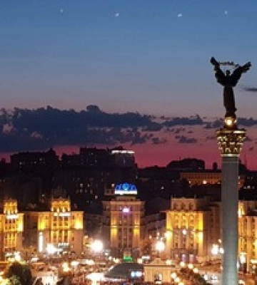Система у Києві ще не відновлена: де завтра можуть відключати світло