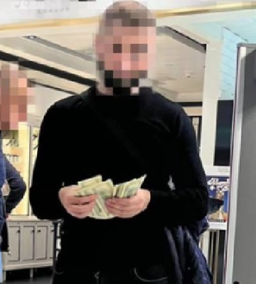 Викрито шахрая, який під виглядом співробітника СБУ видурював кошти