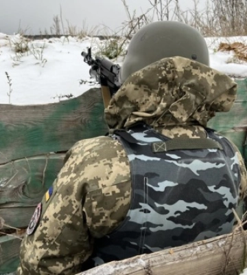 Вінницькі спецпризначенці на передовій записали зворушливий ролик до Дня закоханих