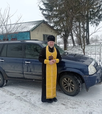 В Хмельницкой епархии УПЦ приобрели автомобиль для ВСУ