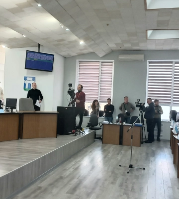 В країні війна, а 21 мільйон - на туалети: у сесійній залі Рівного - нова суперечка через гроші