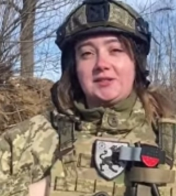 «Кохання - це дивитись разом, як палають російські танки»: бійці 128-ї бригади привітали з Днем закоханих