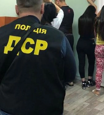 За пів року група шахраїв із Запоріжжя виманила у людей понад 3 мільйони гривень