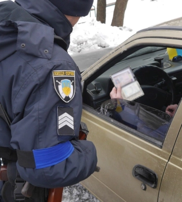 У Шостці поліція охорони виявила автомобіль, який перебував у розшуку