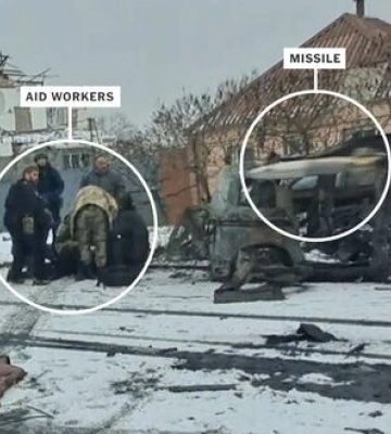 Ракетный удар оккупантов по автомобилю волонтеров в Бахмуте и гибель американца Пита Рида. ВИДЕО