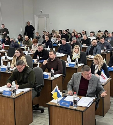 Депутати Рівнеради, голосуючи питання оборони, &quot;протягнули&quot; ще 317 мільйонів (ВІДЕО)