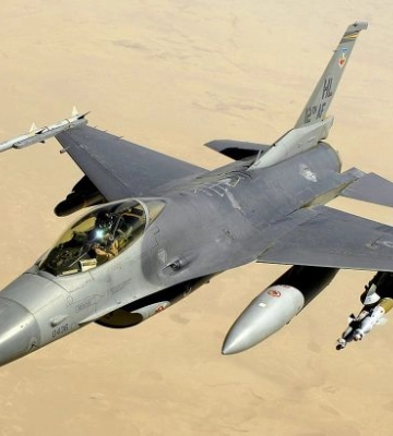 Міністр оборони Польщі: дискусія про F-16 для України здатна завершитись позитивним рішенням