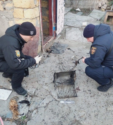 Смертельна пожежа в Одеській області: син вже був без ознак життя
