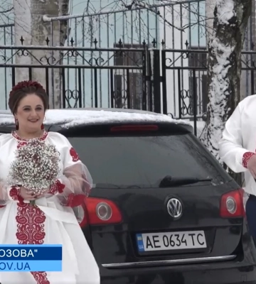 У День закоханих на Харківщині одружилися дві пари військовослужбовців (відео)