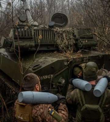 Войска РФ атакуют Бахмут и Угледар, чтобы отсрочить наступление ВСУ — разведка
