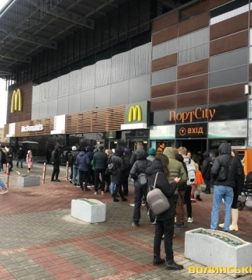 У Луцьку для МакДональдз встановили цілодобовий режим роботи з дотриманням комендантської години