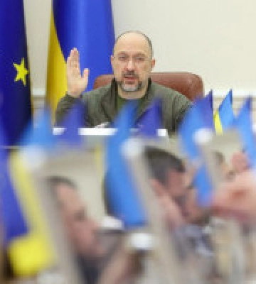 Частина населених пунктів, які отримують воду з Дніпра, можуть залишитися без доступу до питної води, - Шмигаль