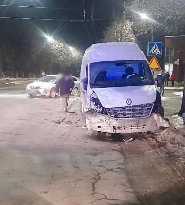 У Луцьку зіткнулись дві автівки