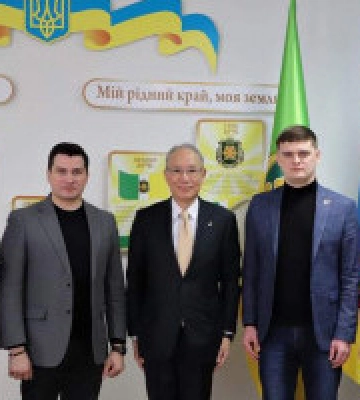 Посол Японії в Україні вперше відвідав Бучу