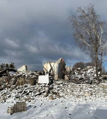 Ракетний удар по багатоповерхівці Покровська та 38 обстрілів Херсонщини: ситуація в регіонах