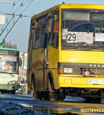 У Луцьку оголосили конкурс на два автобусні маршрути