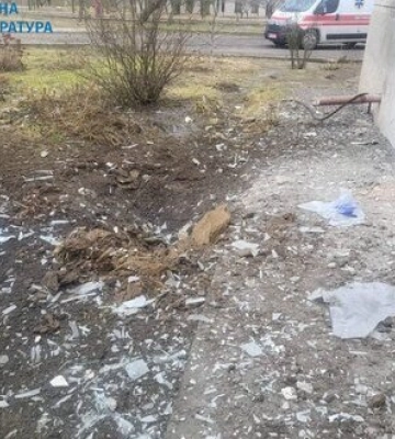 Війська РФ обстріляли лікарню у Бериславі: є поранені