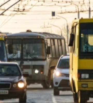 На трьох приміських маршрутах – новий перевізник