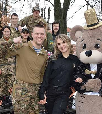 День закоханих на Полтавщині: скільки шлюбів зареєстрували