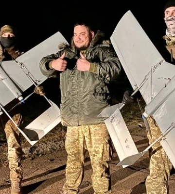 Українські дрони-камікадзе та снайперські гвинтівки: волонтери допомагають армії