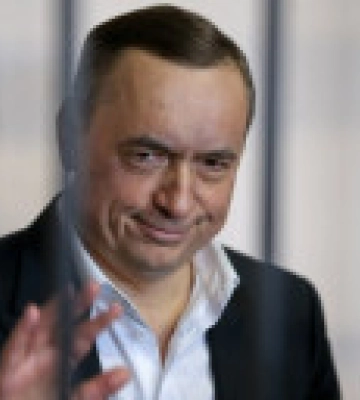 Получение взятки и отмывание средств: дело экс-нардепа Мартыненко передали в суд