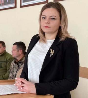 Розплакалася на засіданні: староста округу на Волині хотіла звільнитися, депутати рішення не підтримали