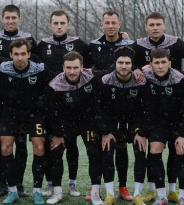 Розгромна перемога Чайки, Нива програє представнику УПЛ.  Таблиця спарингів клубів Другої ліги