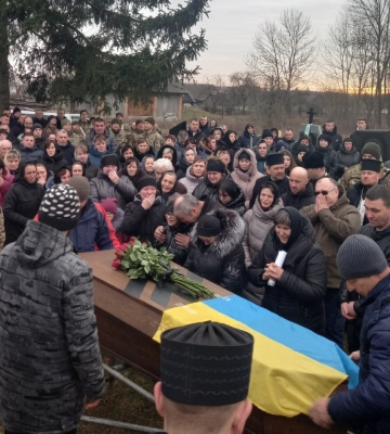 На Рівненщині востаннє попрощалися з Героєм (ФОТО)